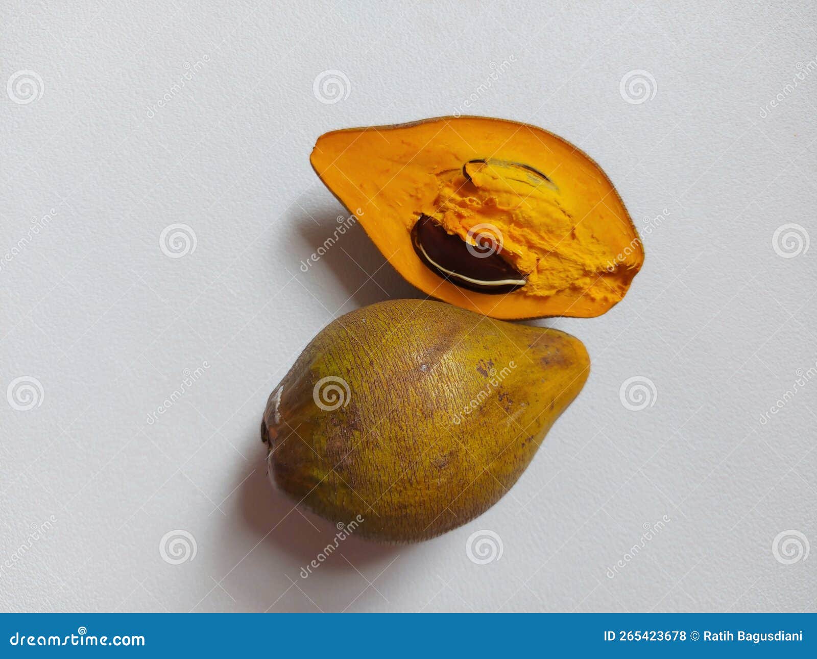 pouteria campechianaÃÂ or theÃÂ cupcake fruit,ÃÂ eggfruit,ÃÂ zapote amarilloÃÂ orÃÂ canistel.